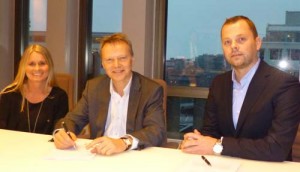 Siren Røstad, owner Advali, Pål Helsing, Executive Vice President, Kongsberg Oil & Gas  Technologies and Robert Kristiansen, owner and Chief Executive Officer Advali.